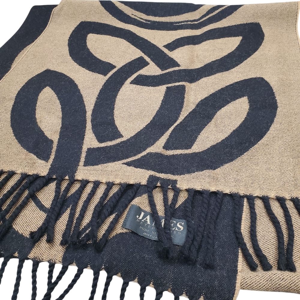 Peter James 100% Wool Reversible Black and Brown Scarf with Fringe. 14.5" x 66" - Picture 5 of 7